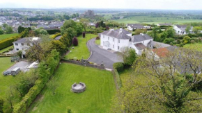 Tranquil Retreat overlooking The Rock of Cashel